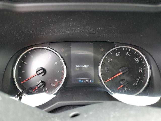 Toyota RAV4 Le Image 5