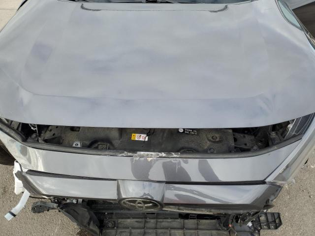 Toyota RAV4 Le Image 9