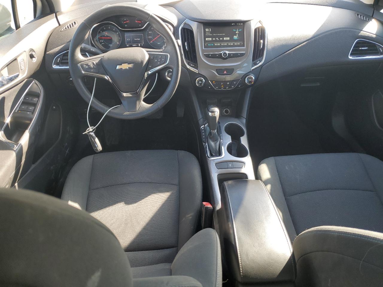 Chevrolet Cruze Lt Image 2