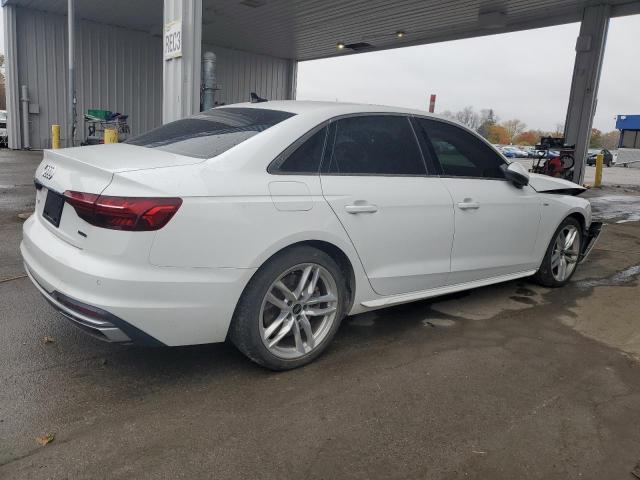 Audi A4 Premium Plus 45 Image 2