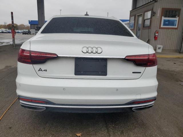 Audi A4 Premium Plus 45 Image 12