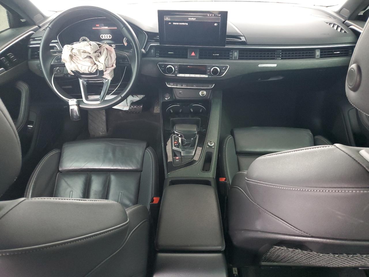 Audi A4 Premium Plus 45 Image 8