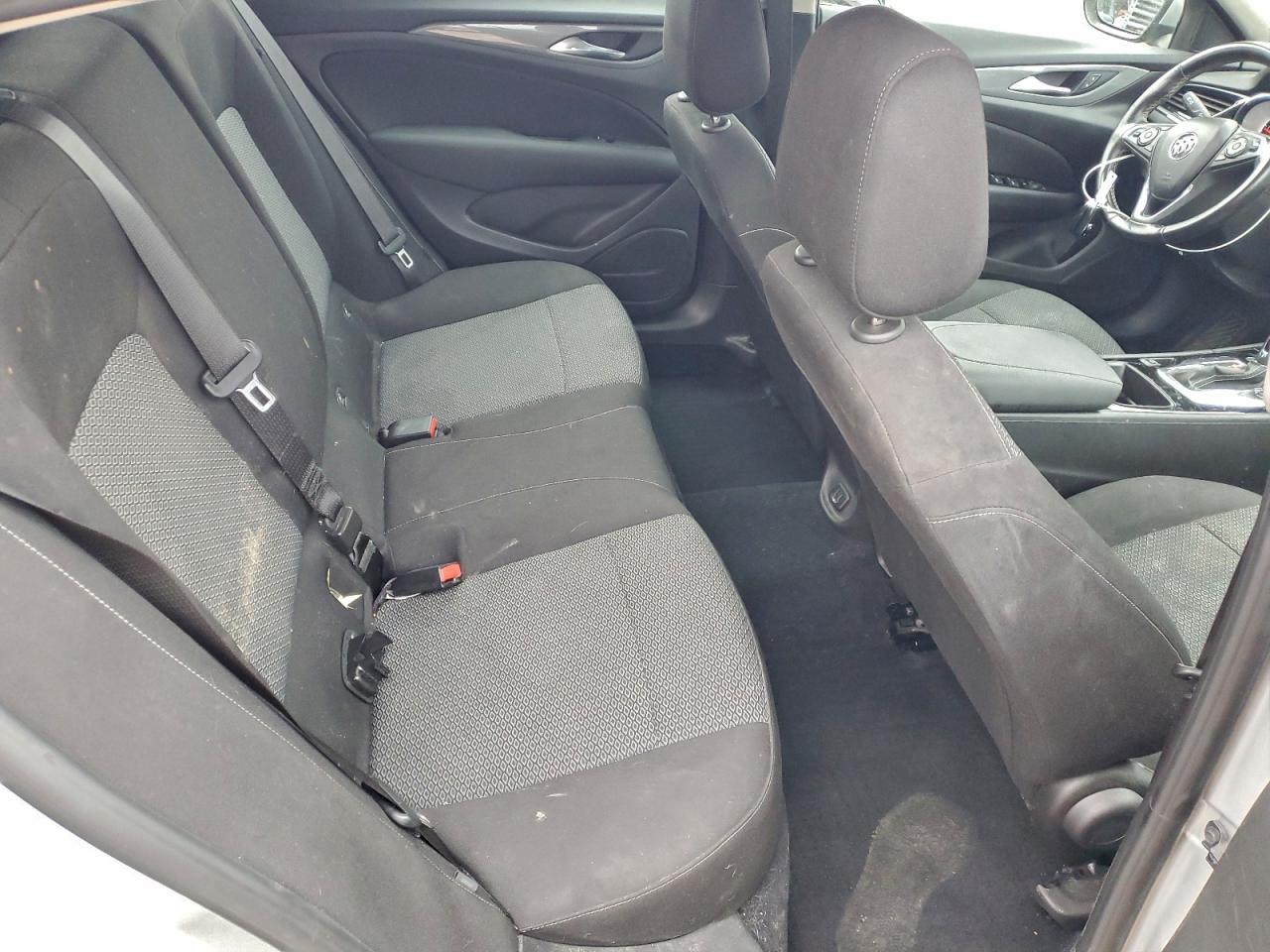 Buick Regal Preferred Image 8