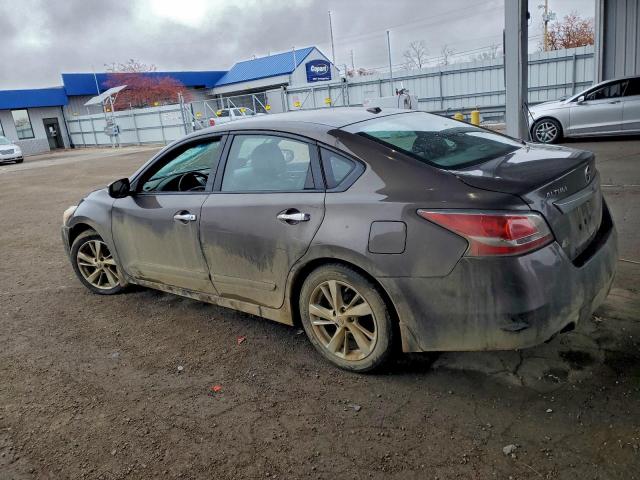 Nissan Altima 2.5 Image 12