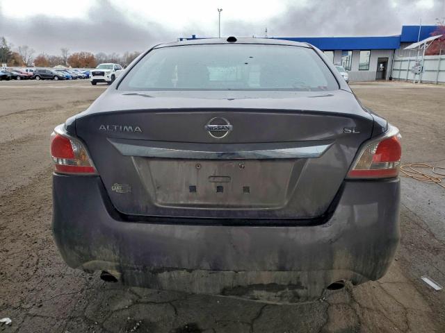 Nissan Altima 2.5 Image 7