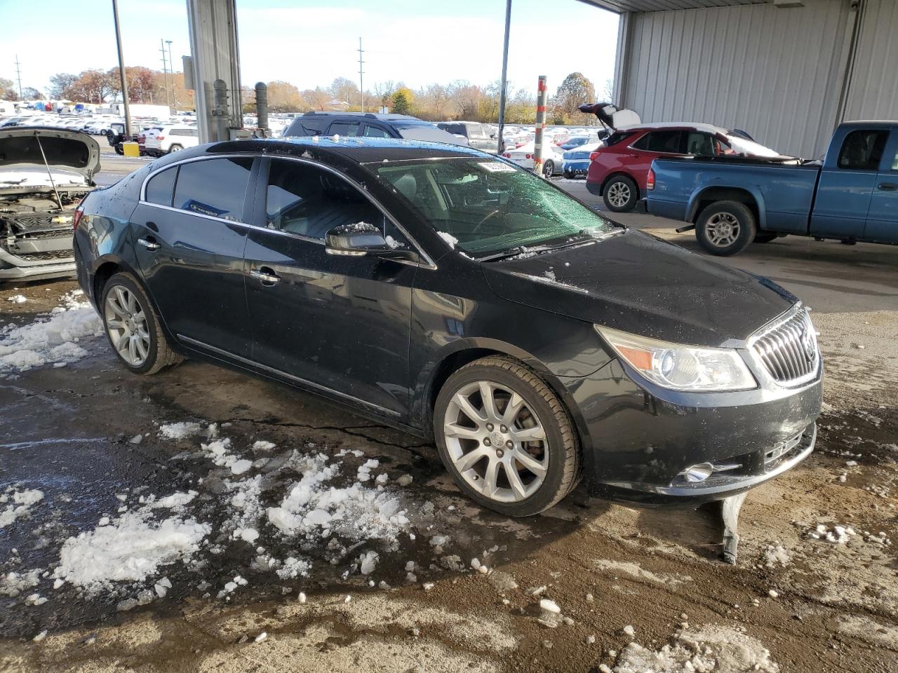Buick LaCrosse Touring Image 11