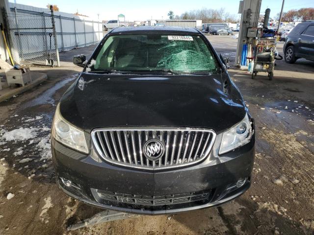 Buick LaCrosse Touring Image 4