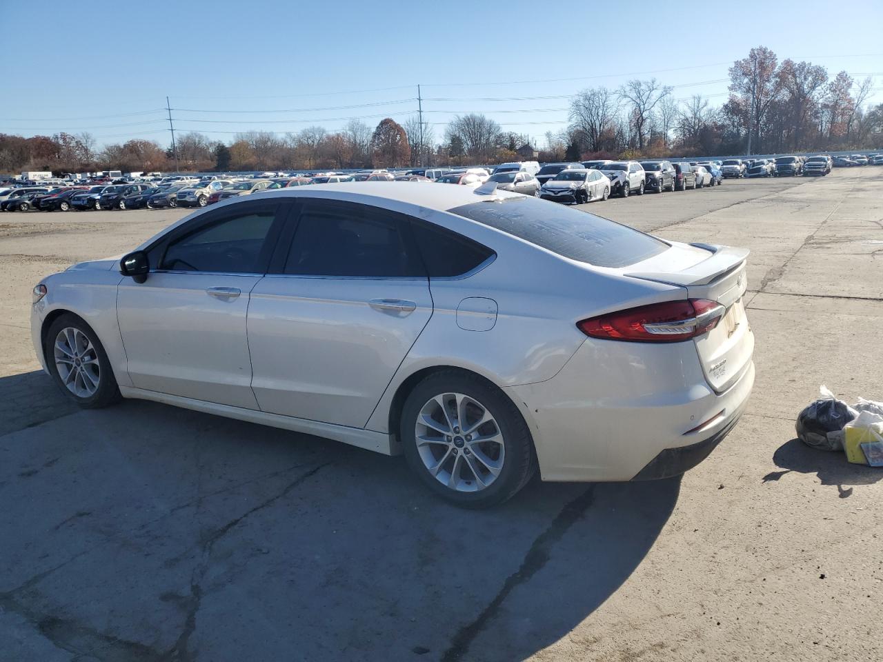 Ford Fusion Se Image 3