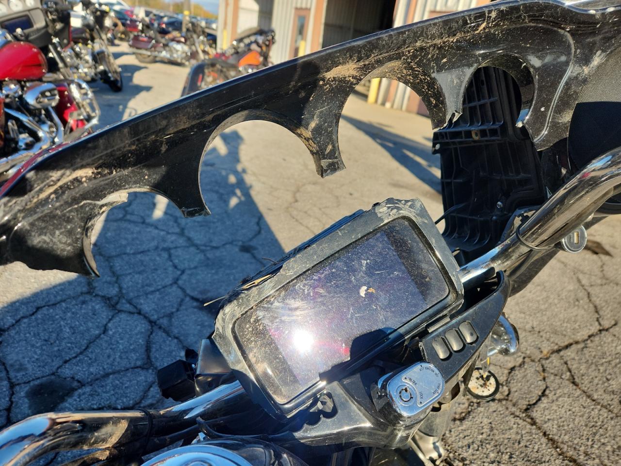 Harley-Davidson Fl Image 3