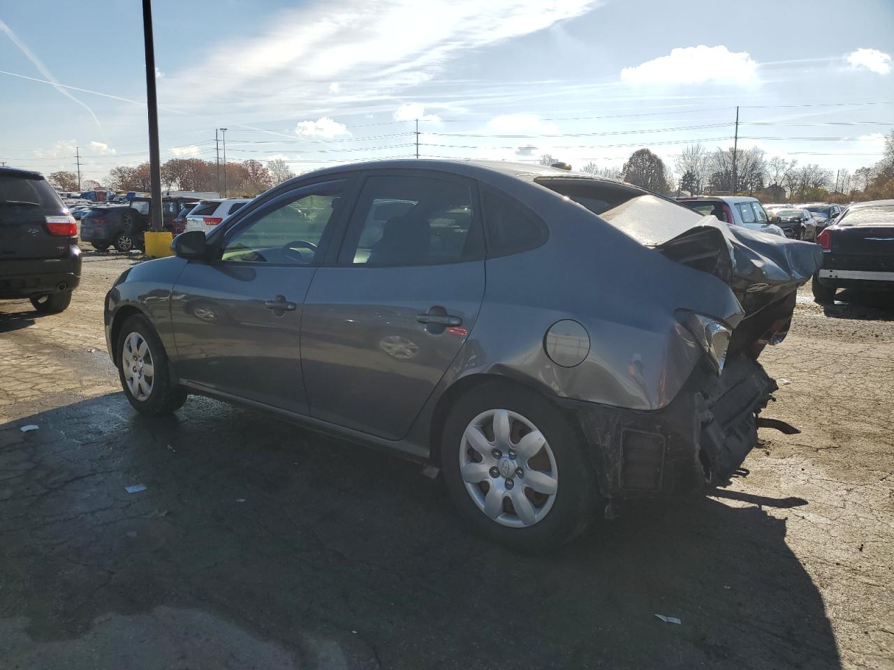 Hyundai ELANTRA Gls Image 2