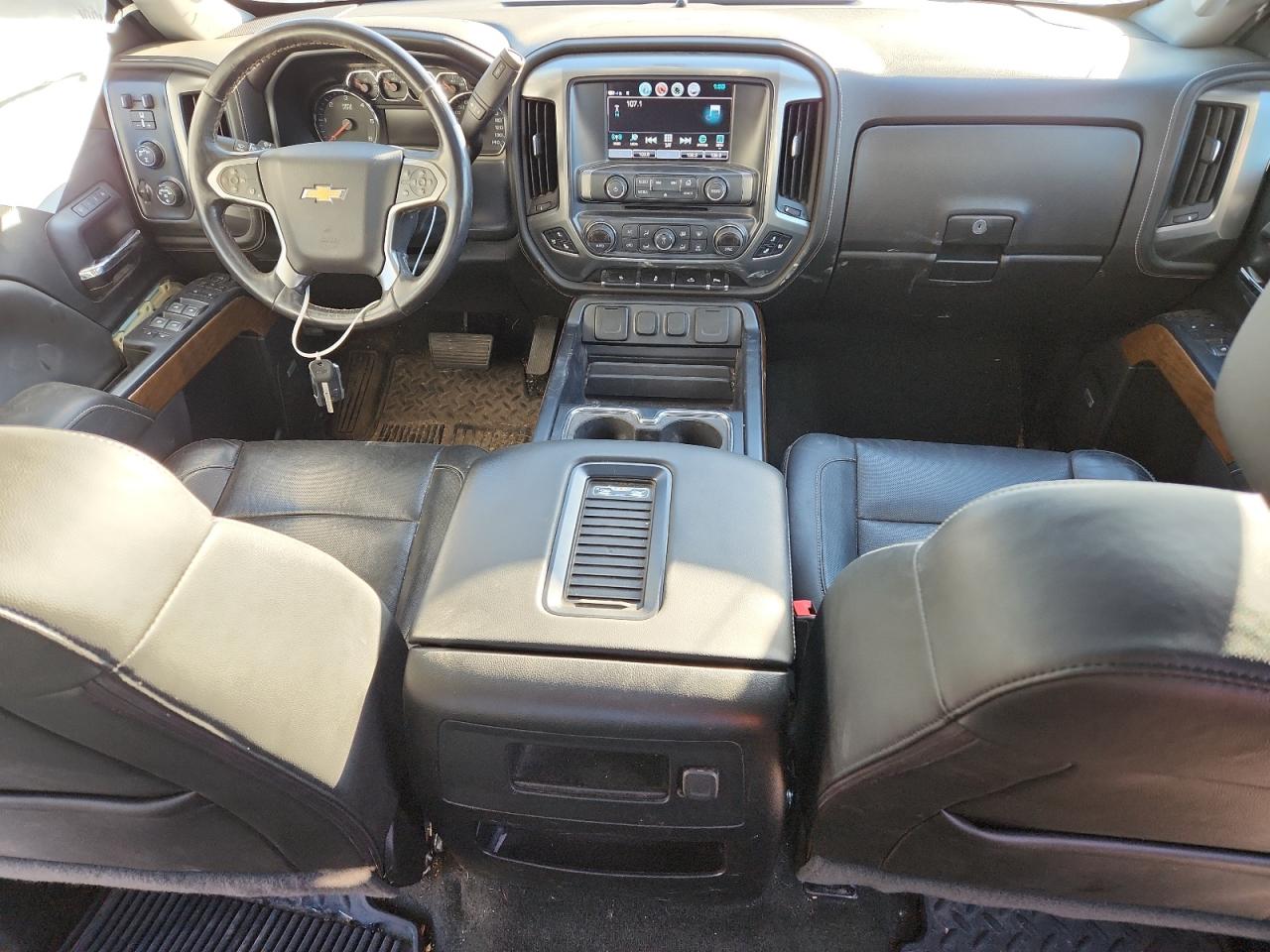 Chevrolet Silverado K1500 Ltz Image 7