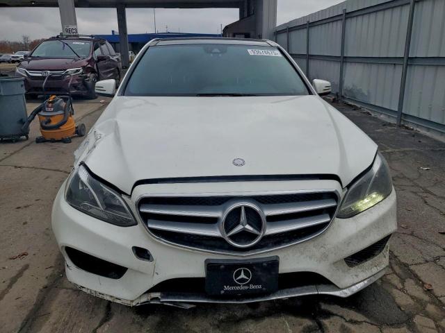 Mercedes-Benz E-Class 350 Image 11