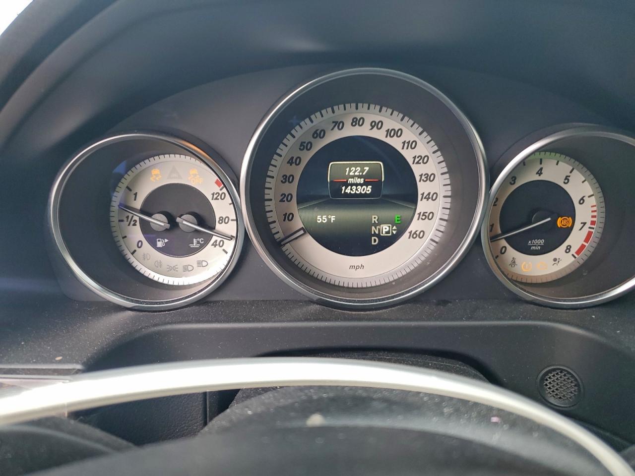 Mercedes-Benz E-Class 350 Image 6