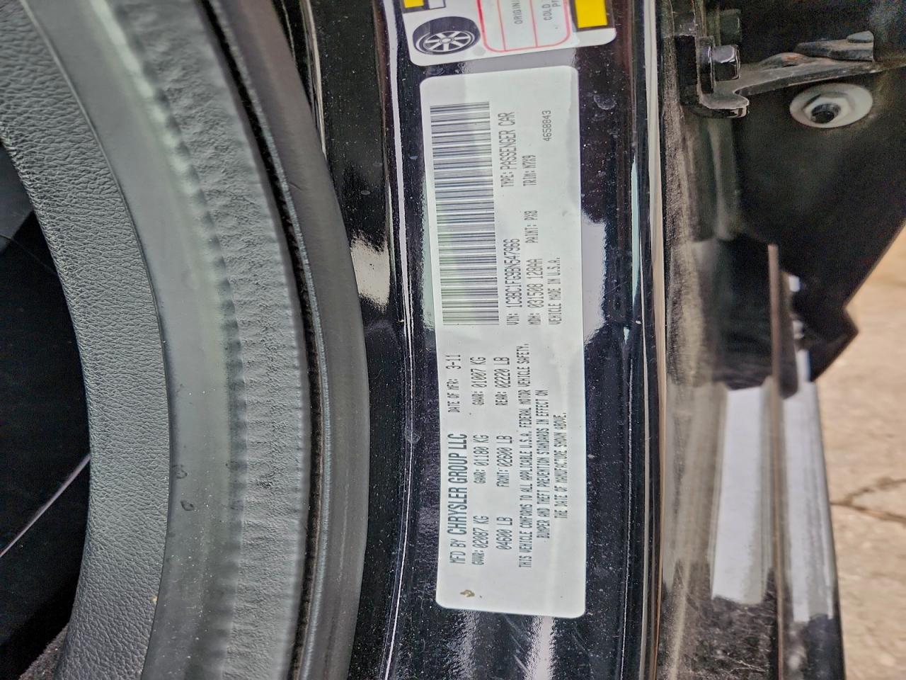 Chrysler 200 Touring Image 11