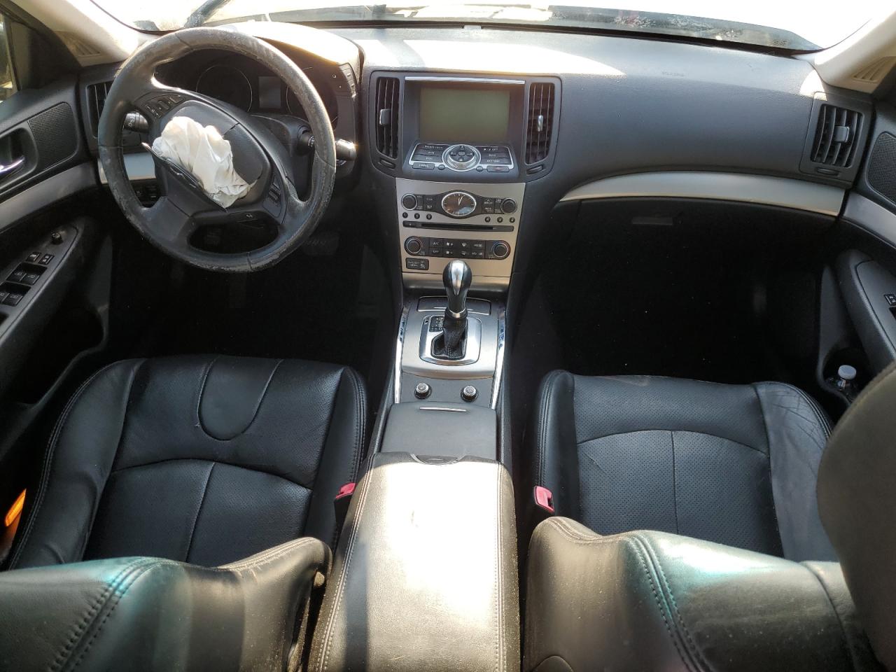 INFINITI G37 Base Image 10