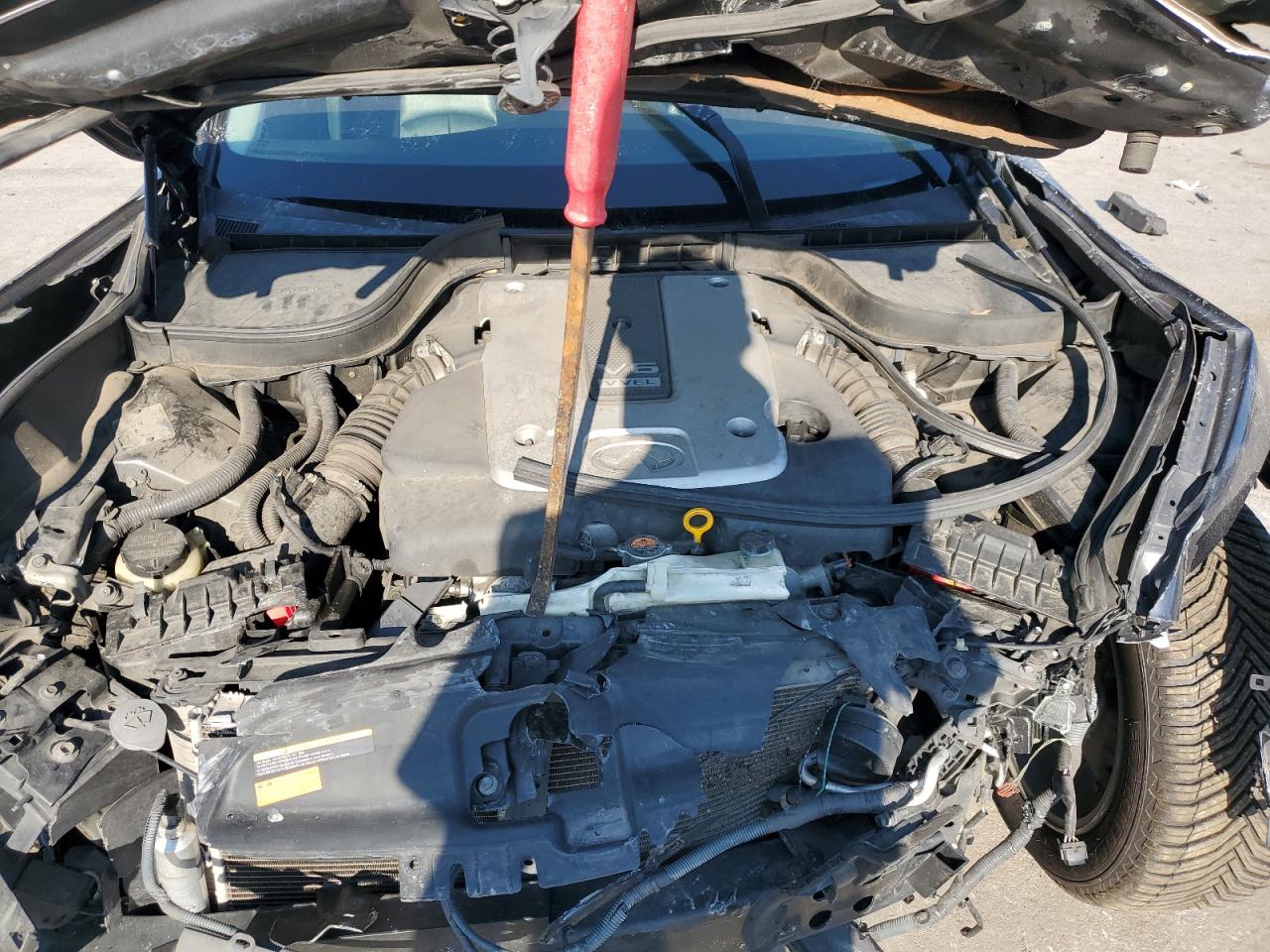 INFINITI G37 Base Image 8