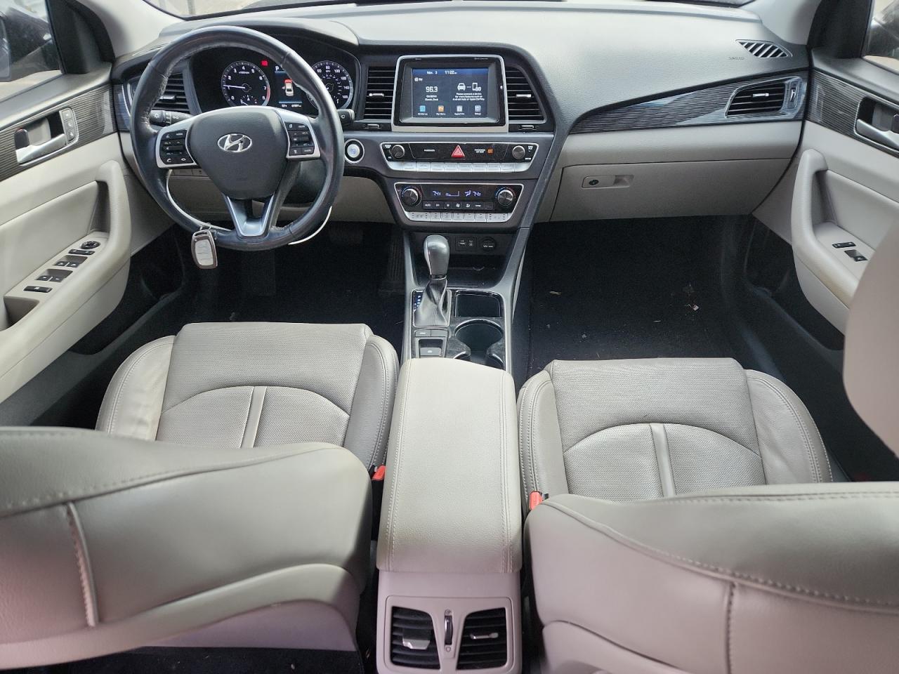 Hyundai SONATA Limited Image 2