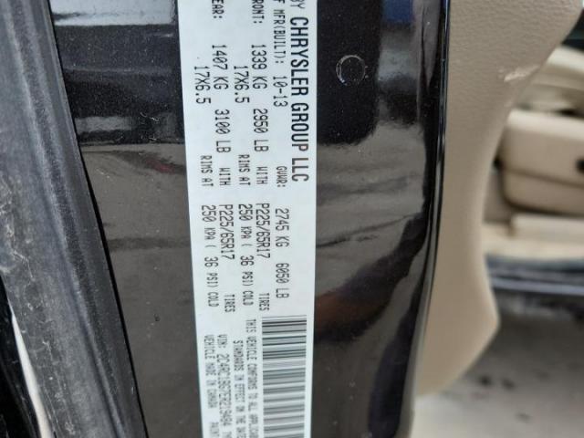 Chrysler Minivan Touring Image 6