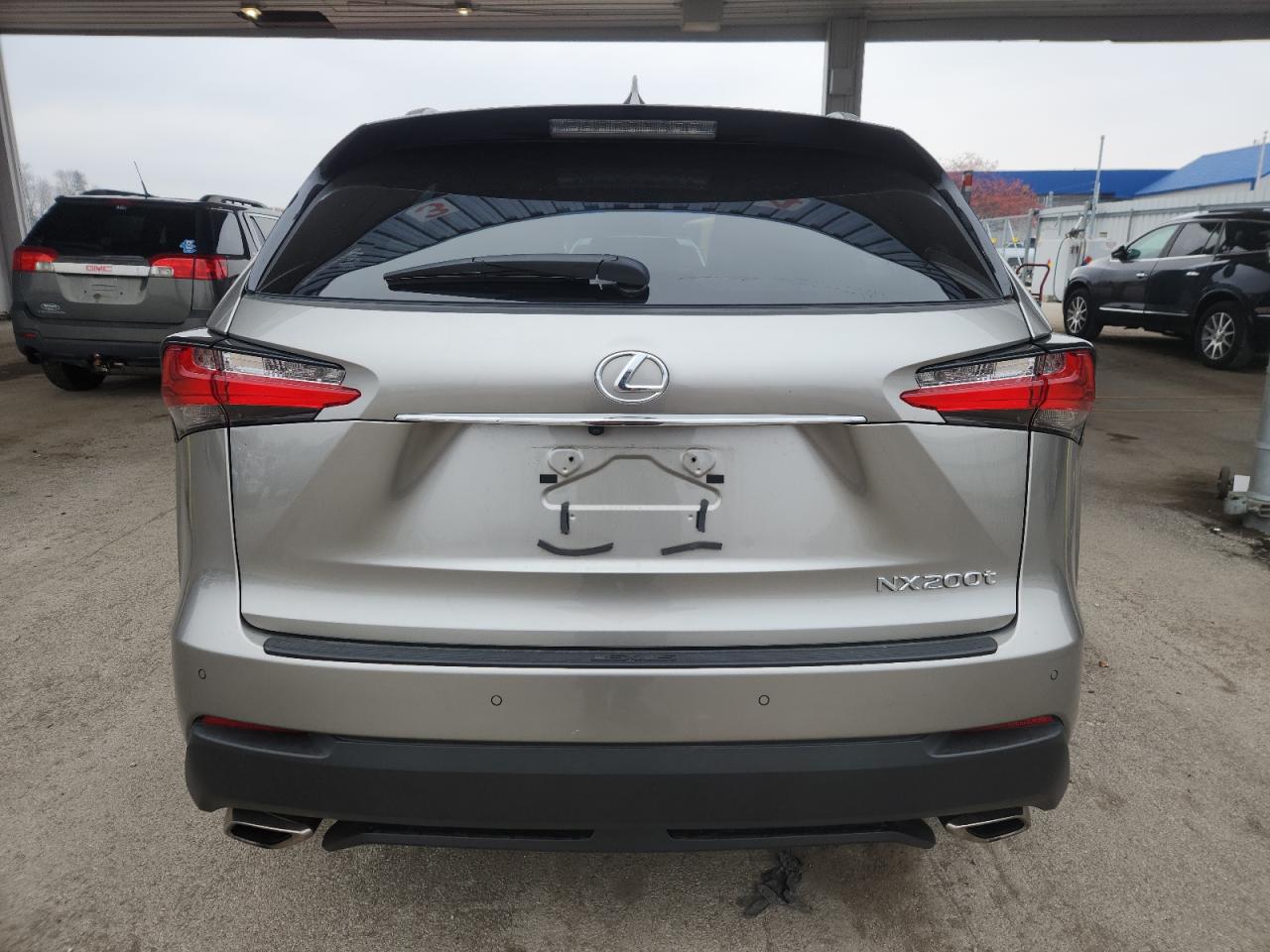 Lexus NX 200t Base Image 5