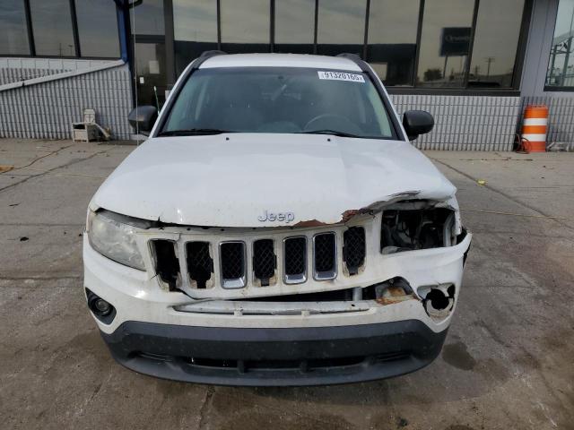 Jeep Compass Latitude Image 12