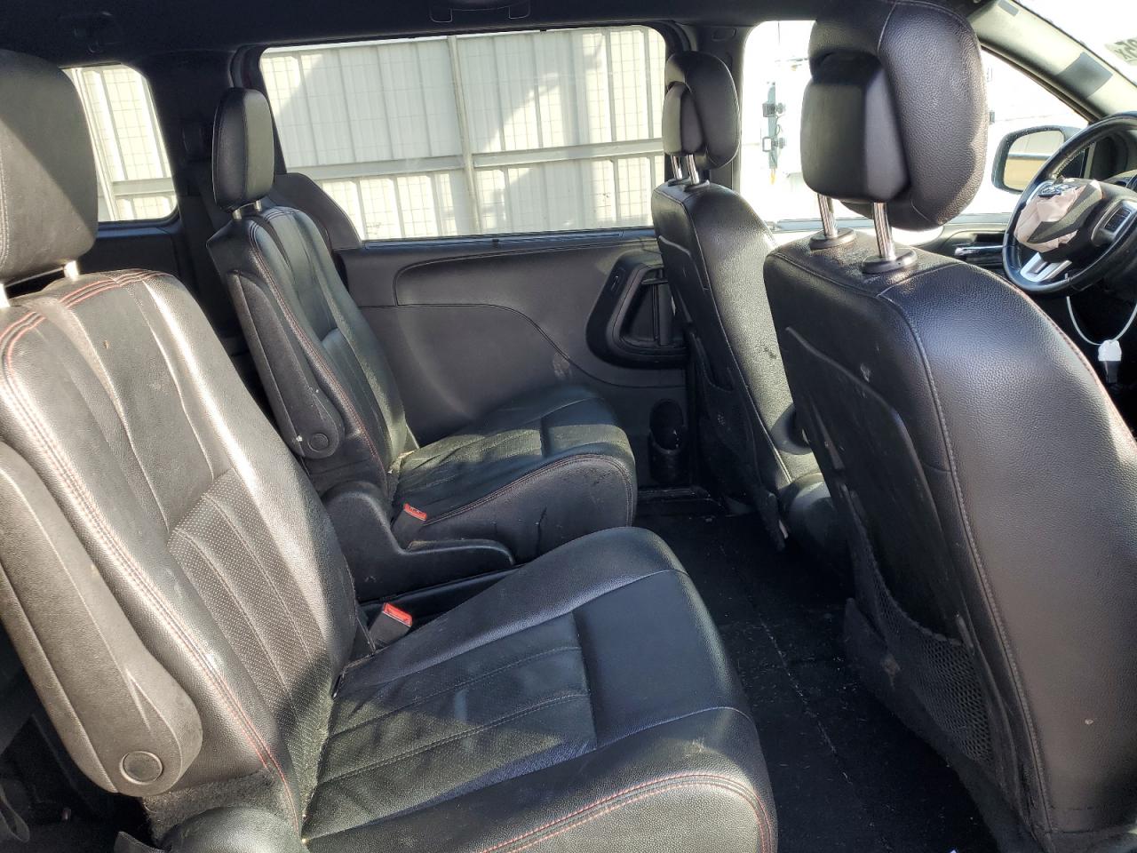 Dodge Caravan Gt Image 8