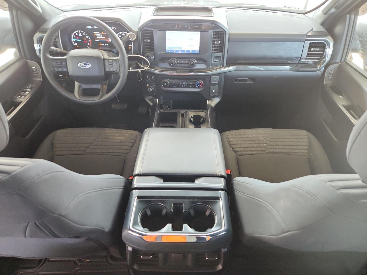 Ford F-150 Supercrew Image 6