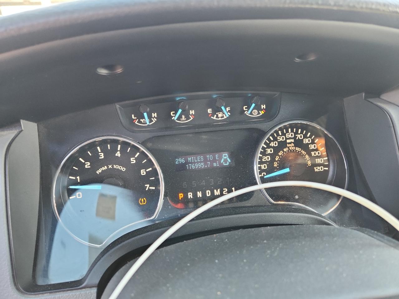 Ford F-150 Supercrew Image 11