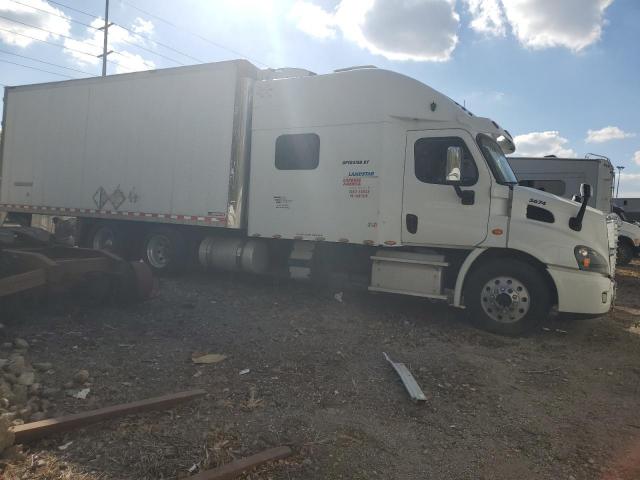  Salvage Freightliner Cascadia 1
