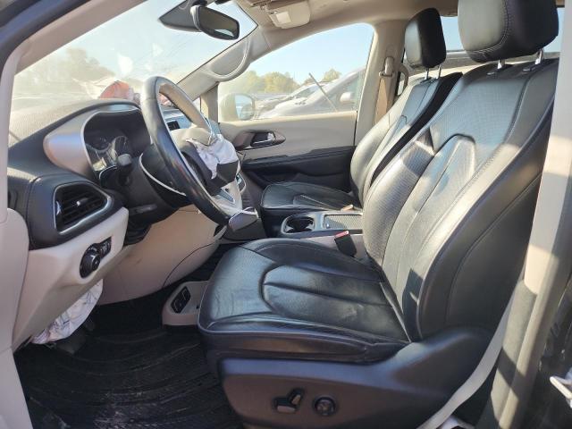 Chrysler Pacifica Limited Image 3