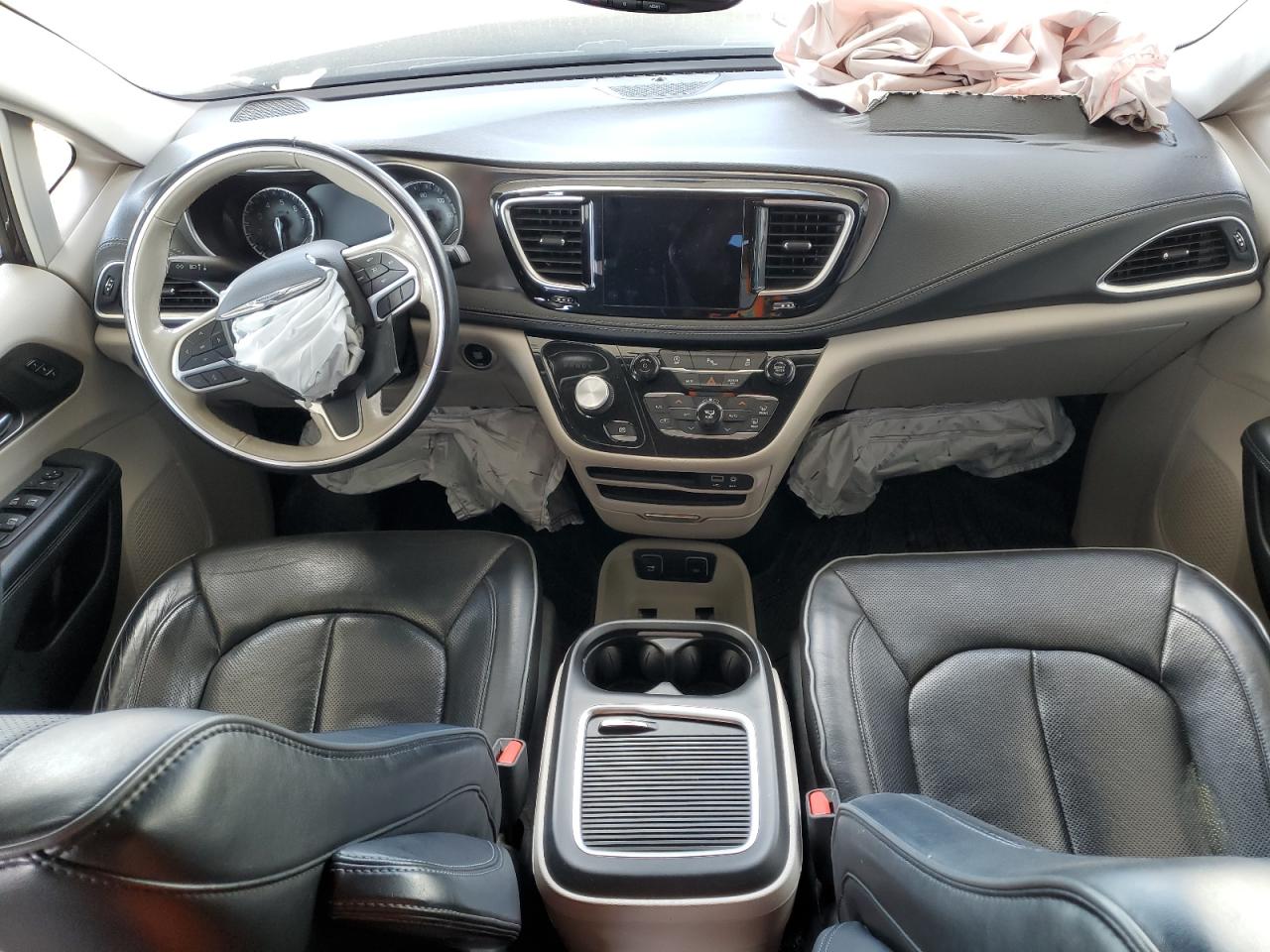 Chrysler Pacifica Limited Image 6