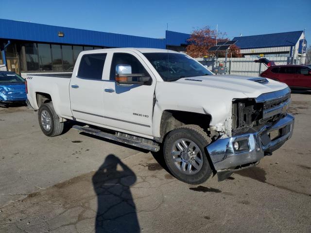 Chevrolet Silverado K2500 Heavy Duty Ltz Image 3