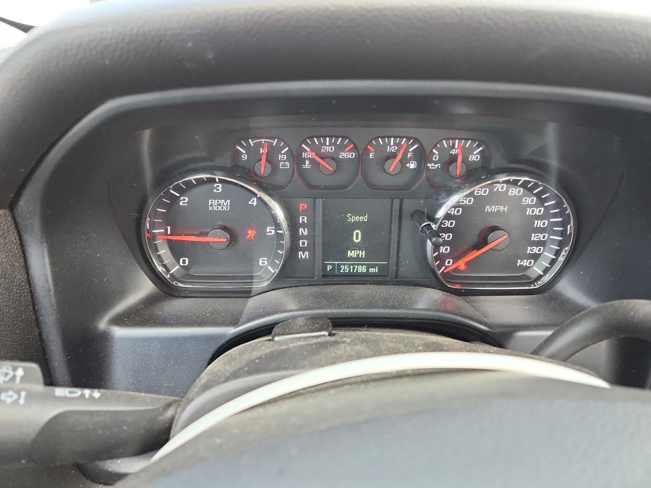 GMC Sierra C1500 Image 6