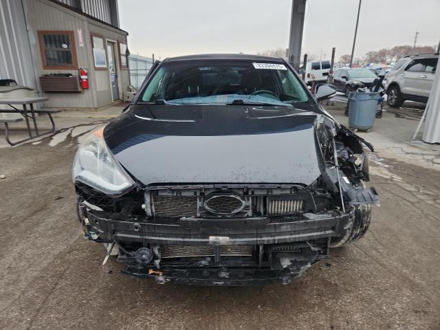 Hyundai VELOSTER Turbo Image 10