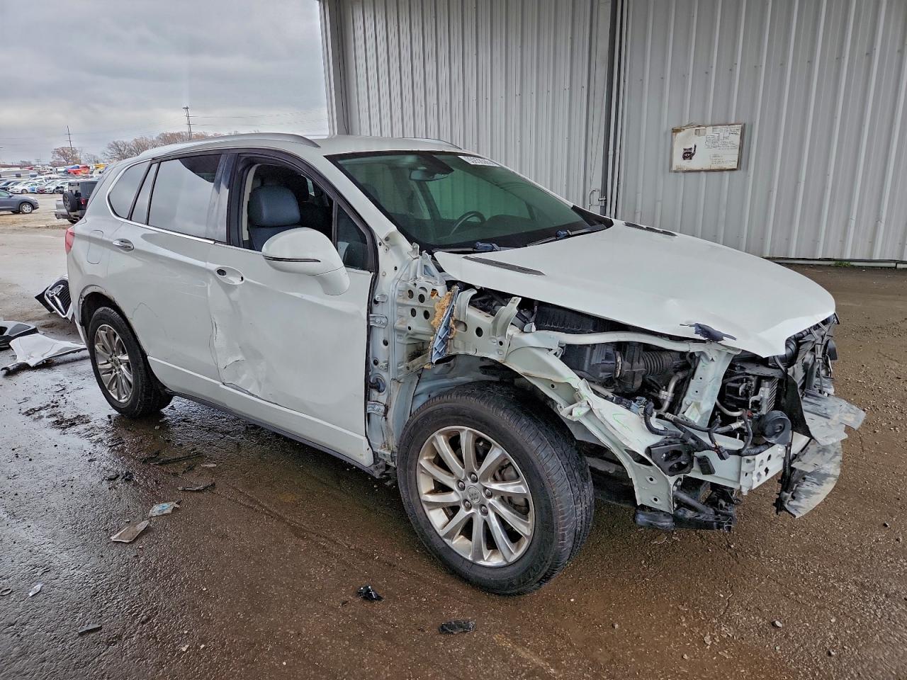 Buick Envision Essence Image 3