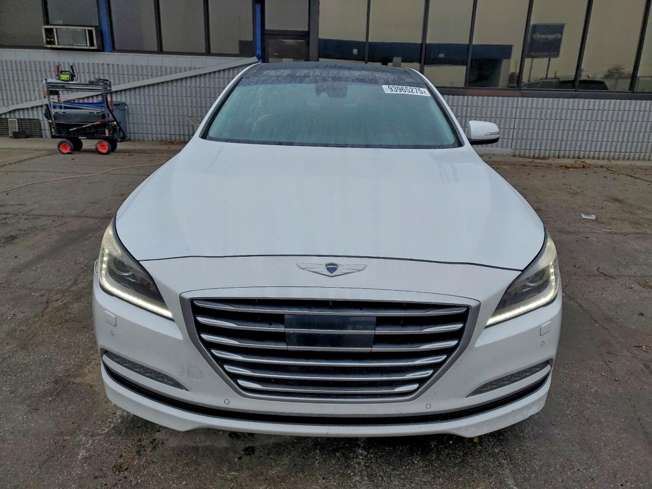 Hyundai Genesis 3.8l Image 5