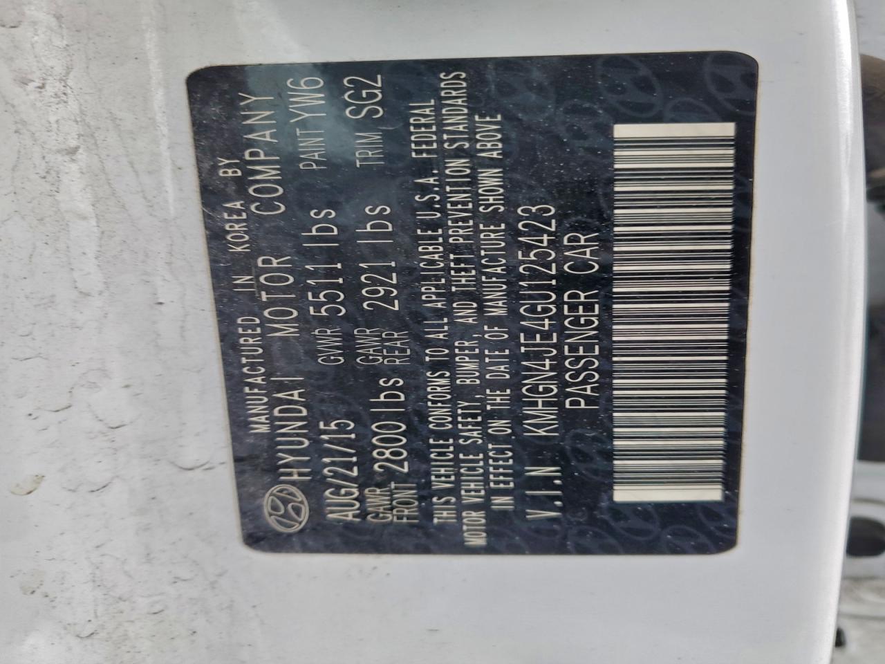 Hyundai Genesis 3.8l Image 12