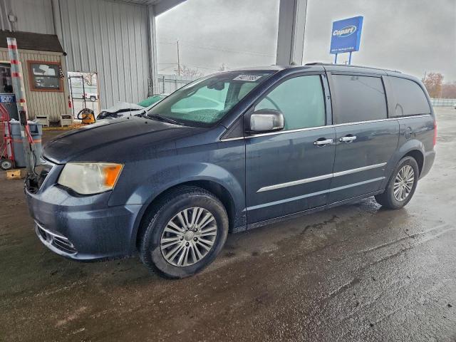  Salvage Chrysler Minivan