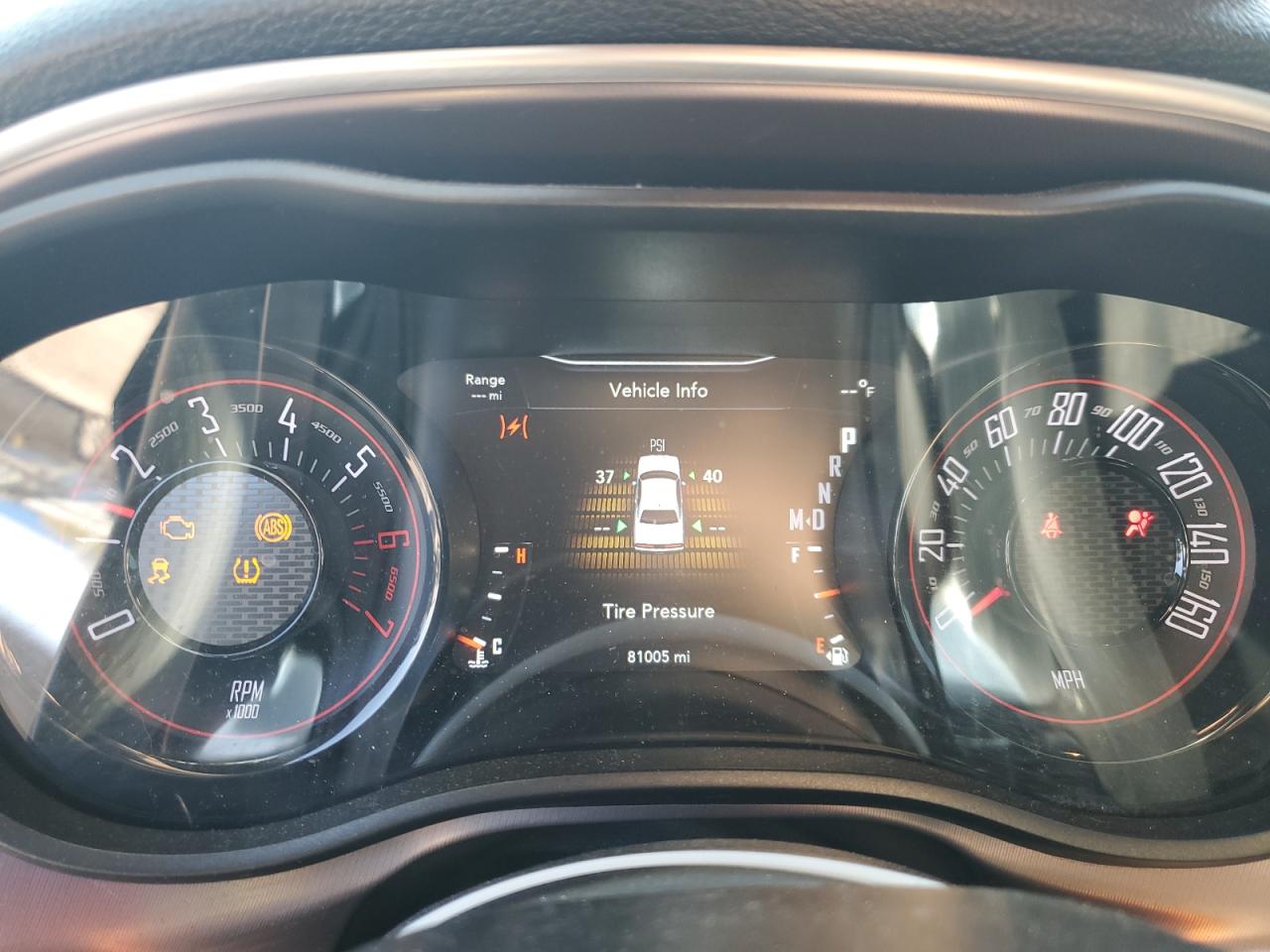 Dodge Challenger R/t Image 3