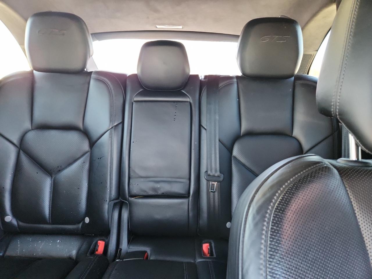 Porsche Cayenne Gts Image 7