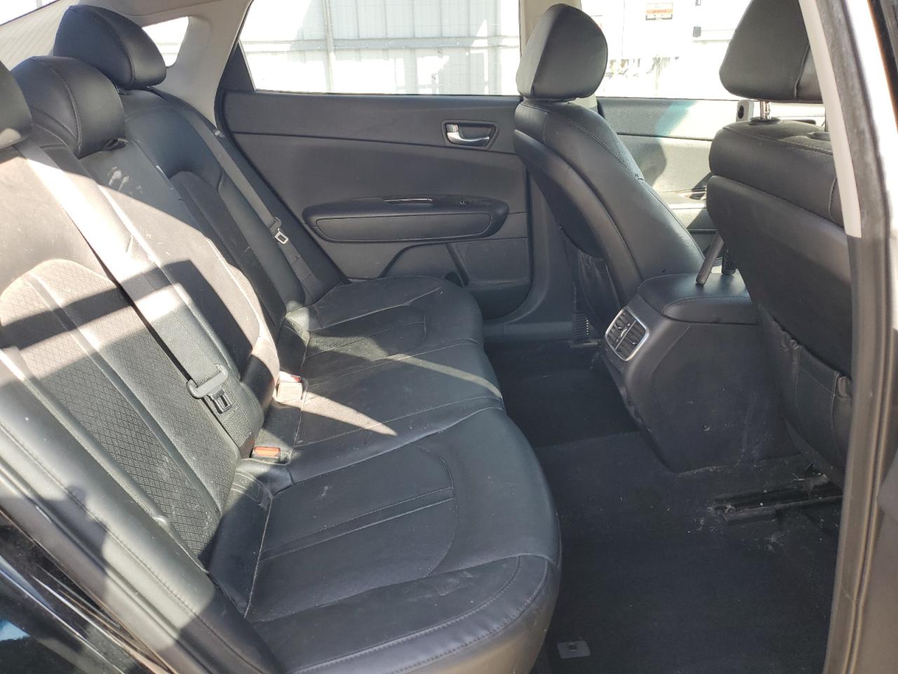 Kia Optima Ex Image 6