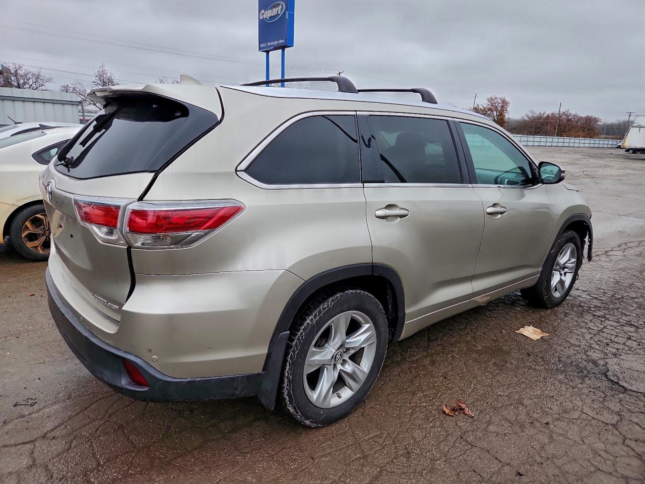 Toyota Highlander Limited Image 8
