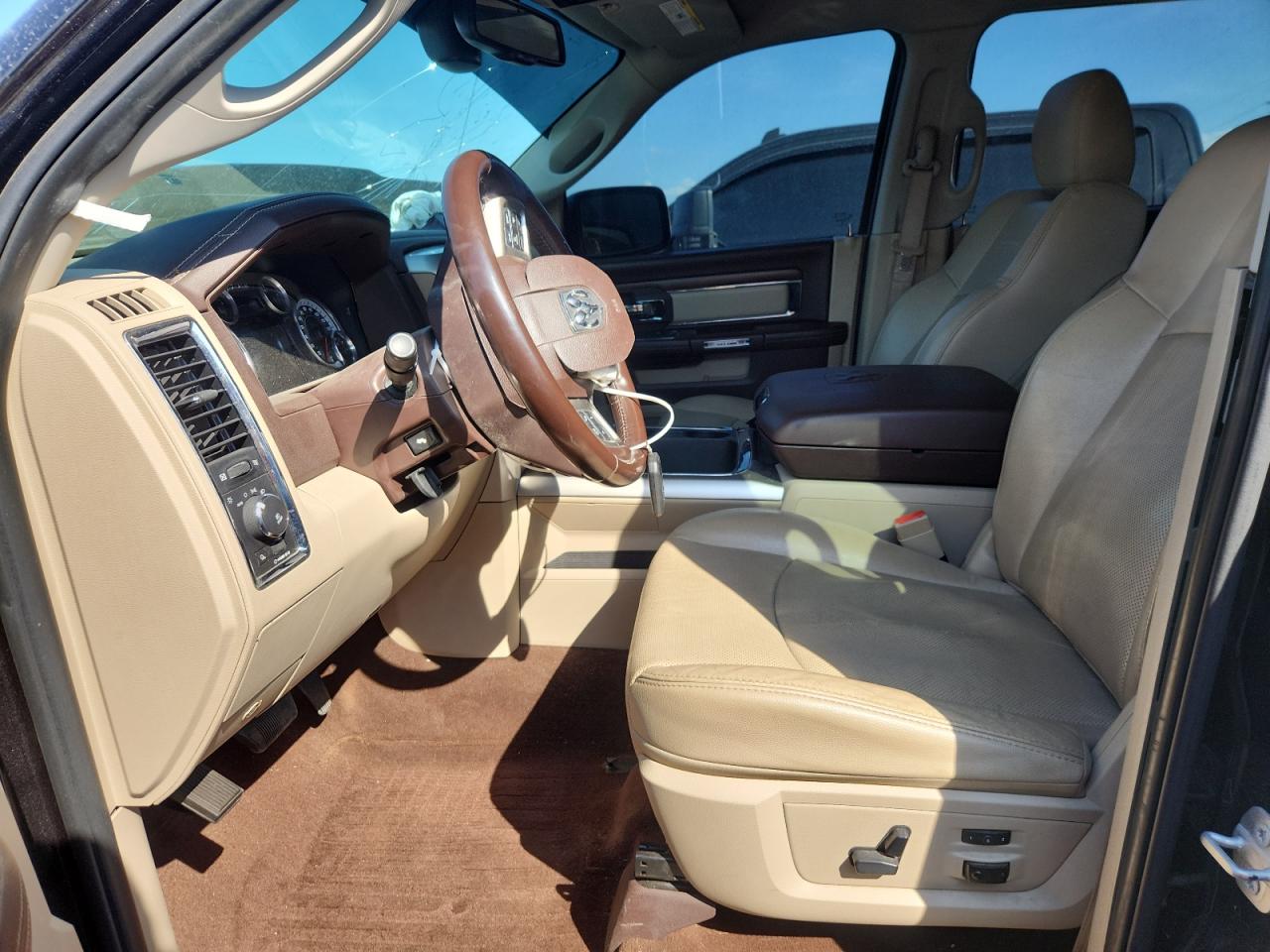 Ram 1500 Laramie Image 5