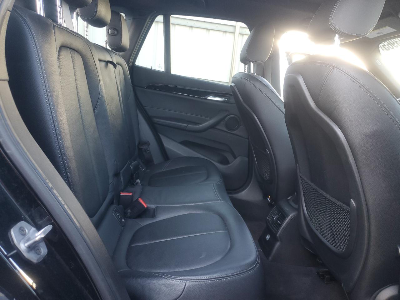 BMW X Series Xdrive28i Image 8