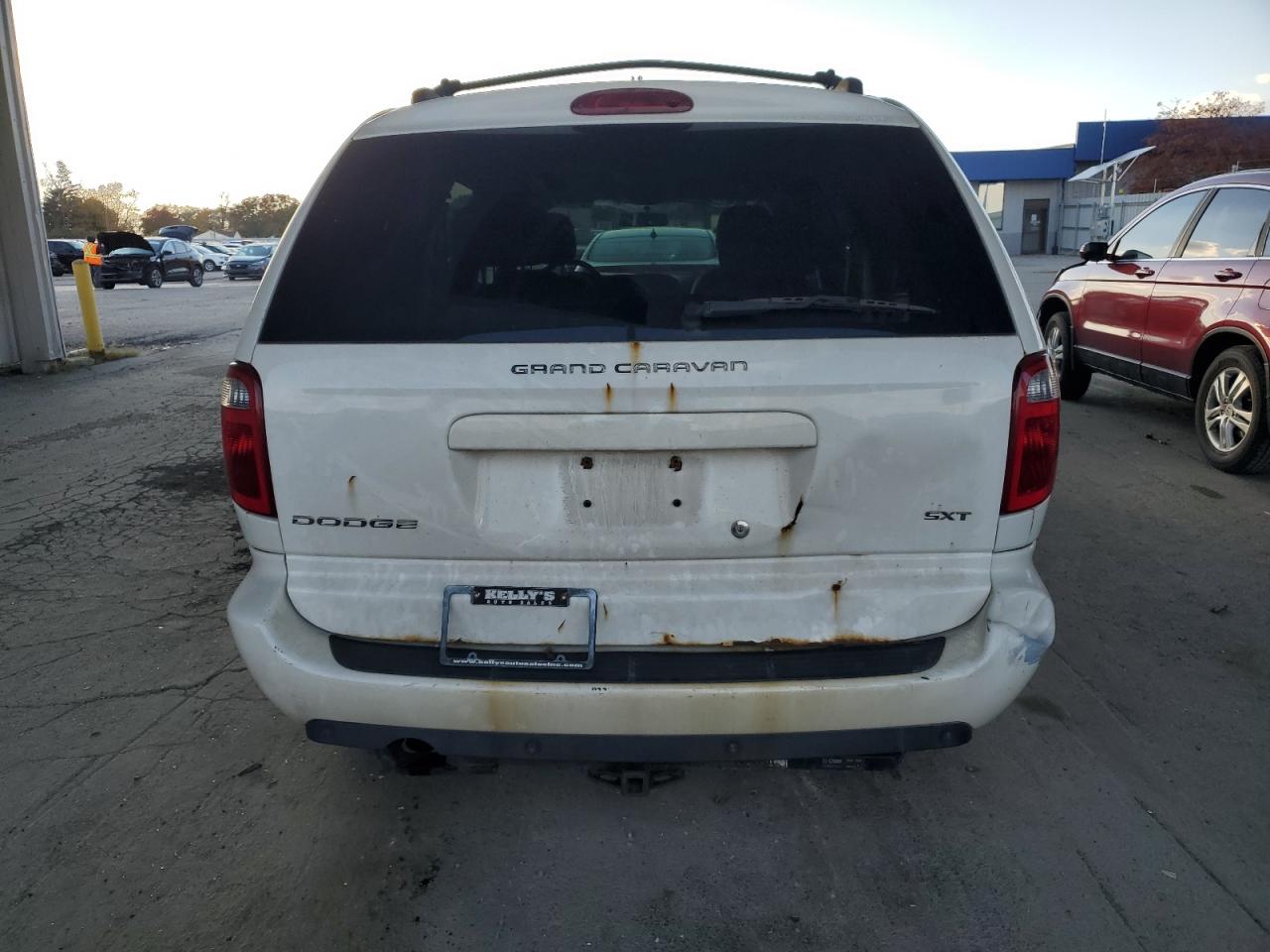 Dodge Caravan Sxt Image 12