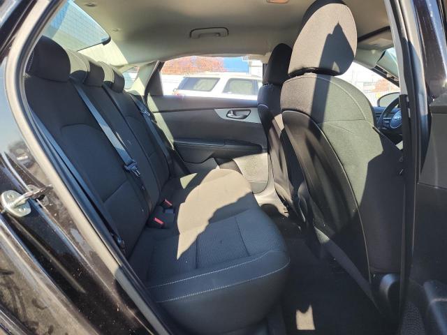 Kia Forte Fe Image 9