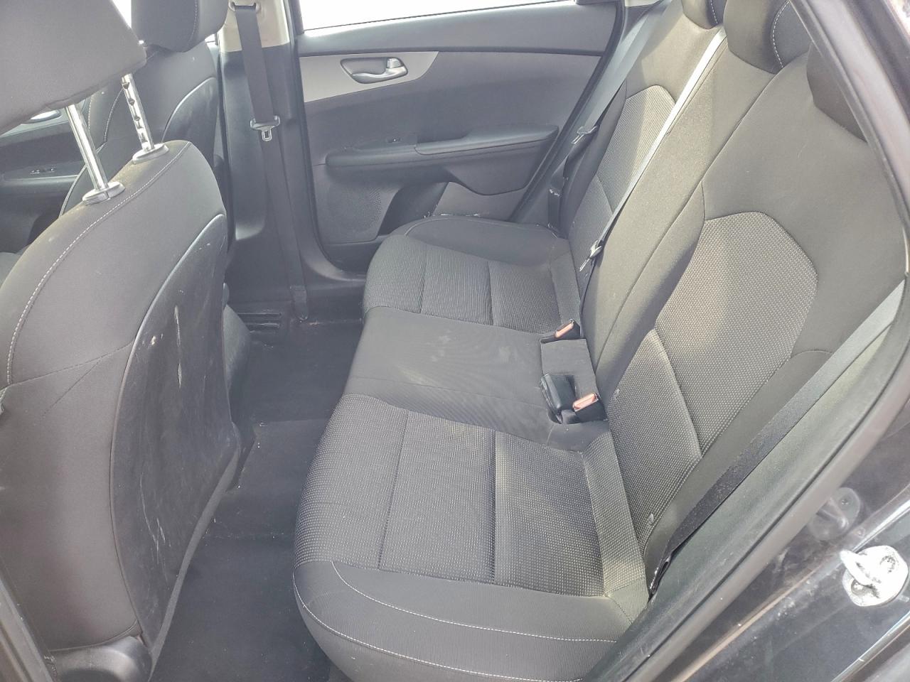 Kia Forte Fe Image 7