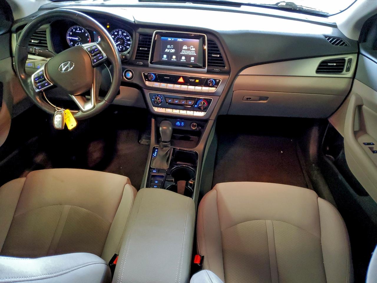 Hyundai SONATA Sport Image 13