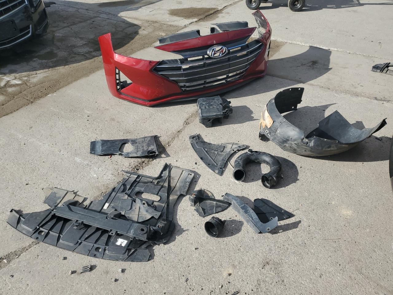 Hyundai ELANTRA Sel Image 9