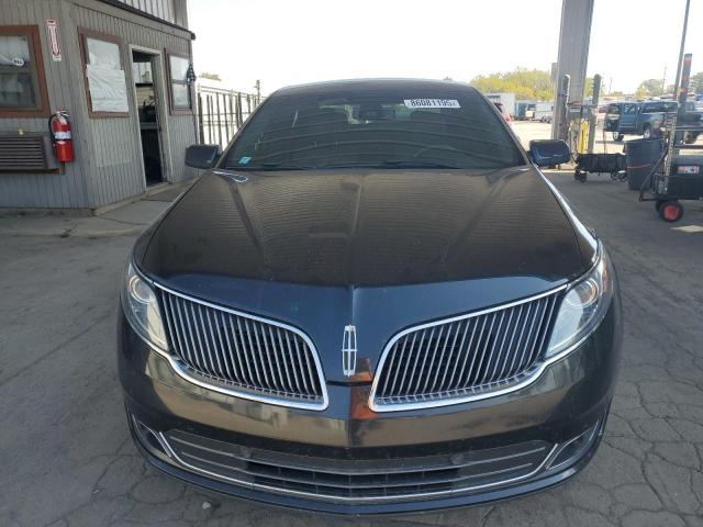 Lincoln MKS Image 11