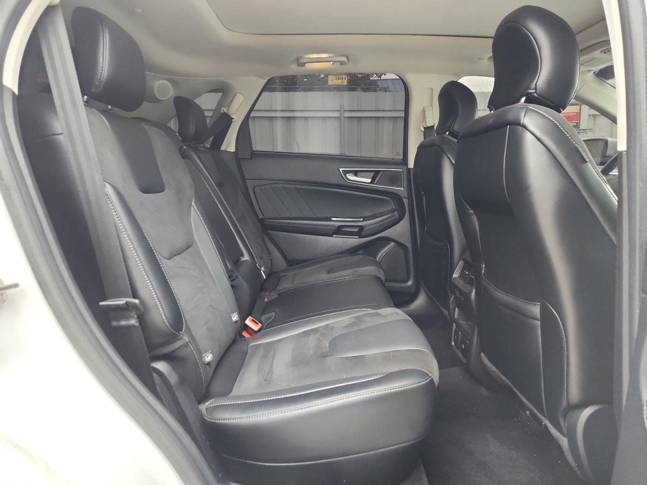 Ford Edge Sport Image 8